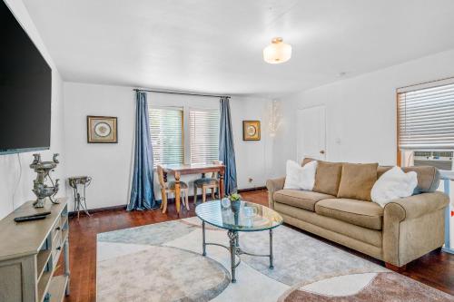 Fay Cottage in San Diego, USA