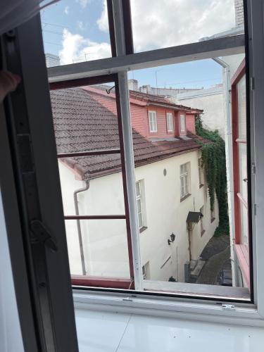 Cozy apartment in charming old town!