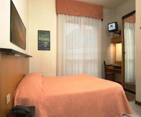 Giardino Hotel – Milan, DC