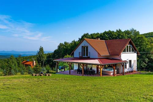 Villa Szalamandra - a Tisztás - Accommodation - Matraalmas