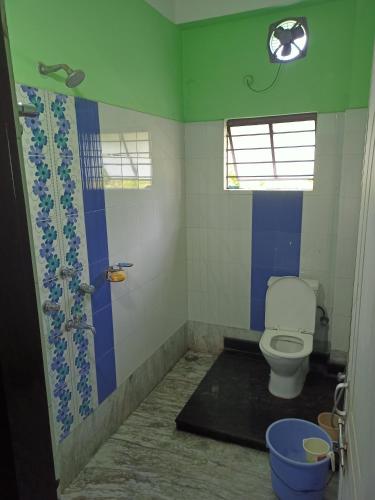 Galaxy Homestays- Doctor Family- Near Neotia hospital- Chhang Hospital- Inspiria College- Acharya Co