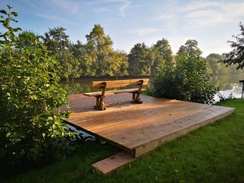 Gîte La Terrasse du Loir à 2km du Zoo de la Flèche