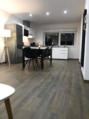 Superbe Appartement en Duplex - 4/6 Pers - 1er Etage - Blainville sur l'Eau - Location saisonnière - Blainville-sur-l'Eau