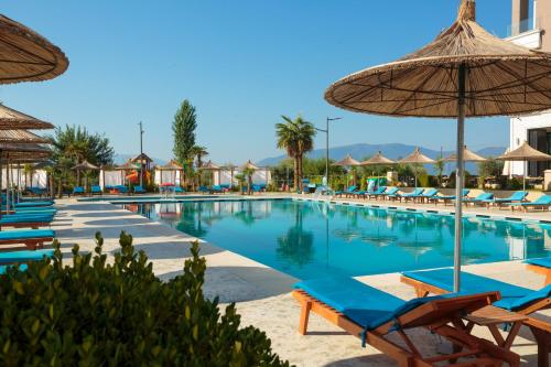 Úszómedence, Kraal Hotel Vlore in Vlora