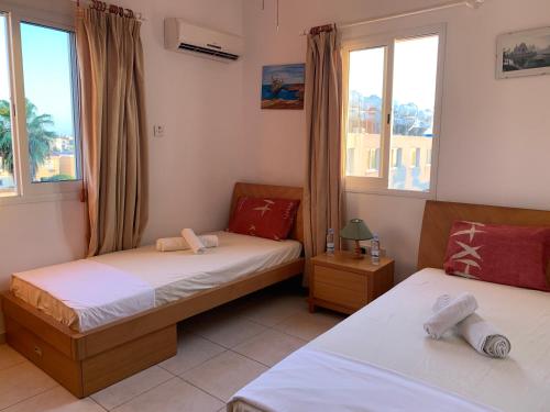 Cozy shared apartment in the center of Paphos with fast wifi
