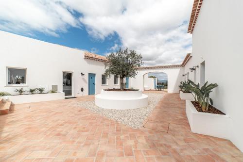 Quinta do Ourives - Villa - Up to 18 persons in Salicos