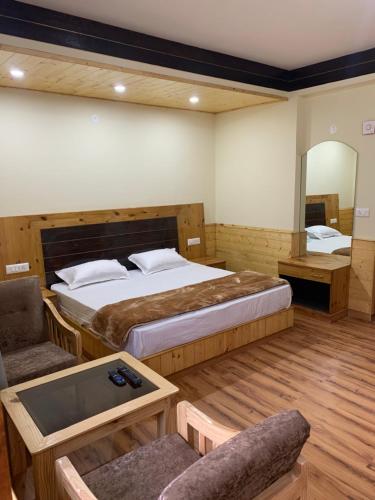 hotel rohtang view