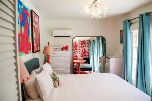 Room 12 image 3