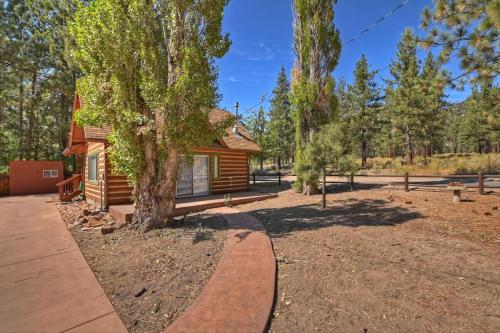 DoorMat Vacation Rentals - Brother Bear Cabin with free WIFI!