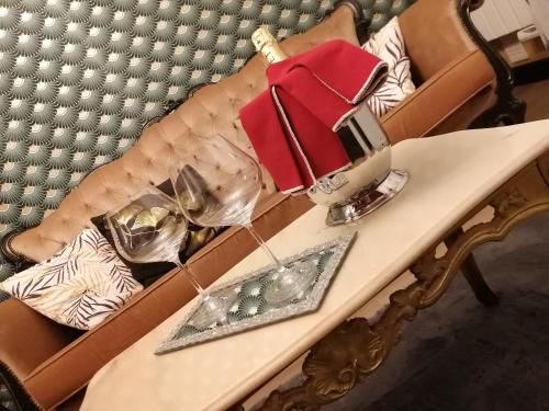 Romantisme et glamour avec spa, piscine et jardin