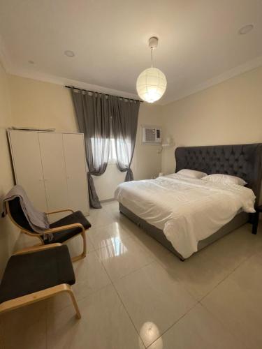 Family two bedroom apartment with free parking and free Wi-Fi