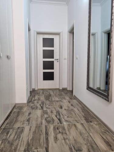 City Center Dream Apartment 2 - image 5