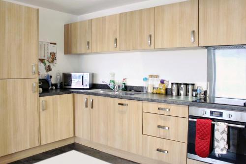 Manchester Escape - Private Room & Bathroom Near Etihad and CoOp Arena - Free Secure Parking, Manchester (Foto 7)