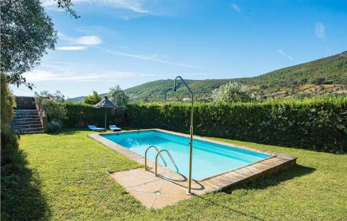 Amazing Home In La Acea De La Borrega With Outdoor Swimming Pool