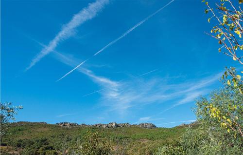 Amazing Home In La Acea De La Borrega With Outdoor Swimming Pool