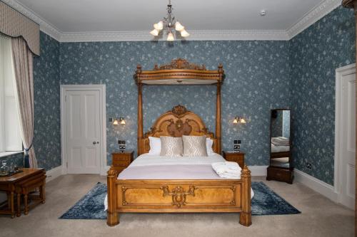 Netherdale House - image 8