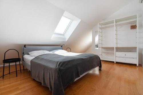 Vienna Roof Top Apartment with Terrace, Parking and AC, Vídeň (fotografie 4)