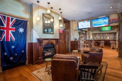 Pub/Lounge, Metropolitan Hotel Orange  in Orange