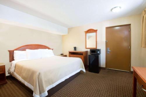 Red Roof Inn Copiague in Copiague