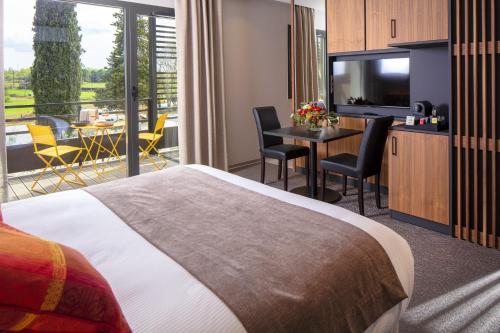 1 double bed