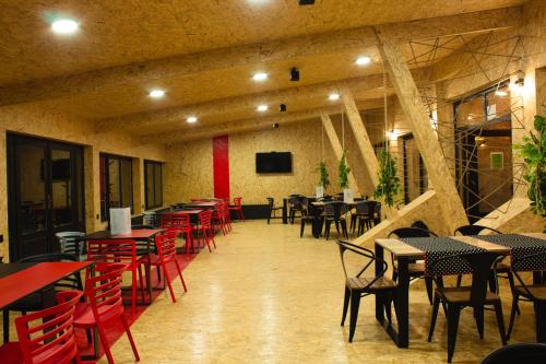 Restorāns, Odmorište Luna (Odmoriste Luna) in Olovo