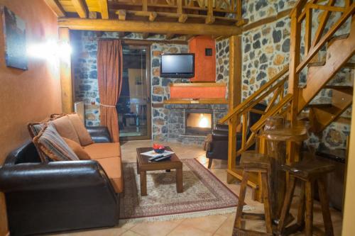  Patriko Mountain Chalet in Palaios Agios Athanasios