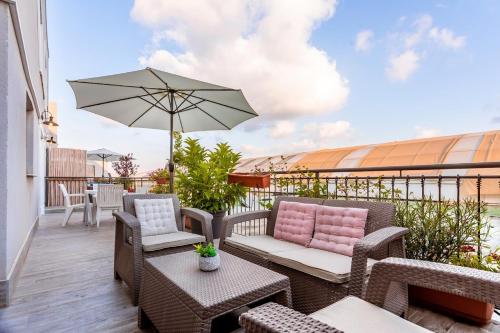 Arroyo Boutique&Business Hotel- By Star Hotels Room Type - Family Room with Balcony