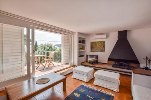 CENTRIC APARTMENT CADAQUES -private parking - CA L'ELLA