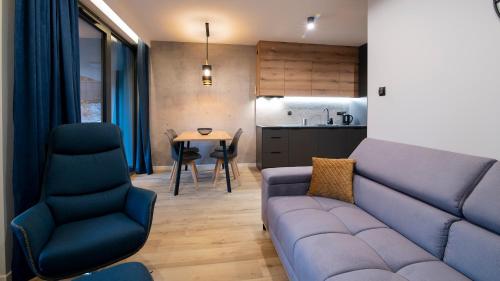 One-Bedroom Apartment image 7