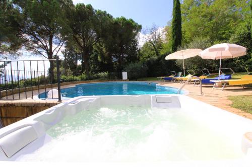 Badestamp, Villino Alba in Battifolle