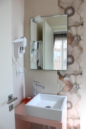 Hotel Vila Verde Gjika, Tirana (photo 5)
