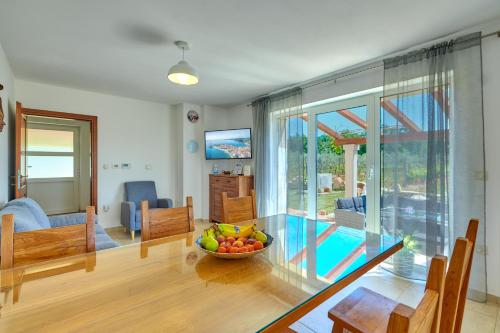 Relax house surrounded by olives and vineyard