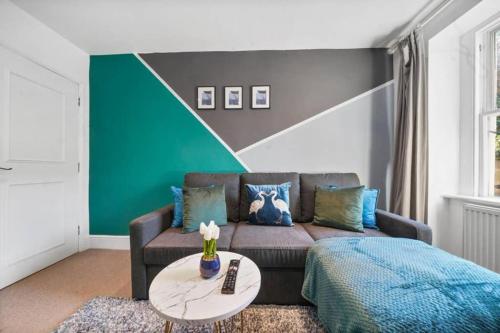 Avon Apartments by Ty SA