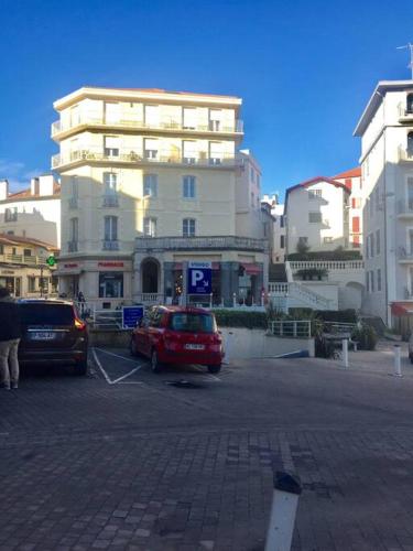 LES FALAISES ENTRE CIEL & OCEANLa plage,la vue gîte à louer La Négresse
