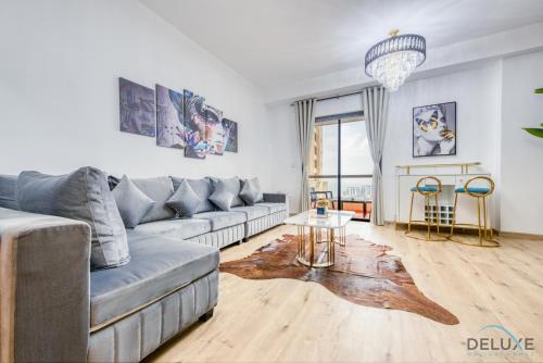 Elegant 2BR at Bahar 2 JBR by Deluxe Holiday Homes, Dubaj (fotografie 8)