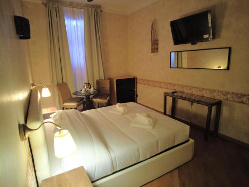 Gardoce's Guest House, Rome (photo 9)