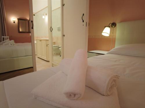 Gardoce's Guest House – Rome