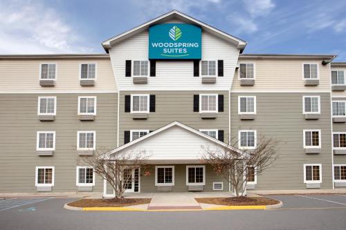 Exterior view, WoodSpring Suites Clarksville Ft. Campbell in Clarksville (TN)