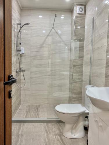 Spacious & Cozy 2 bed Apartment with Work Space & Fast Wi-fi, Stara Zagora (zdjęcie 8)