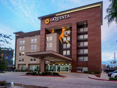 La Quinta by Wyndham Oklahoma City Airport in Oklahoma City, USA