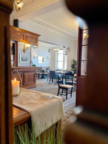 Bar/ Salón, The Clarendon Hotel in Lancaster