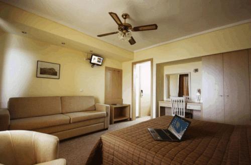 Orpheus Hotel - image 13