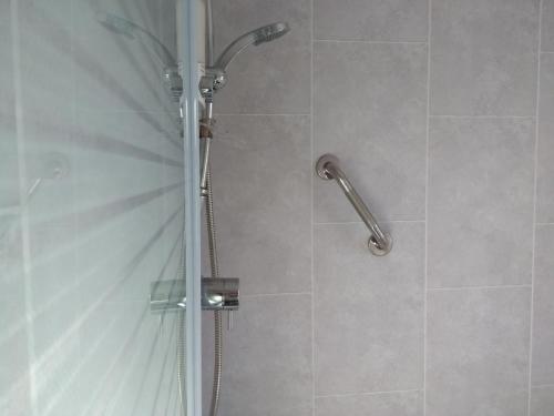 Belfast City Centre - Parking - Private Entrance - BHR Apartments - image 2