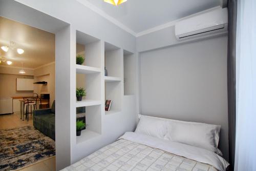 Cozy studio in the best area! 3 - Tap to explore photos