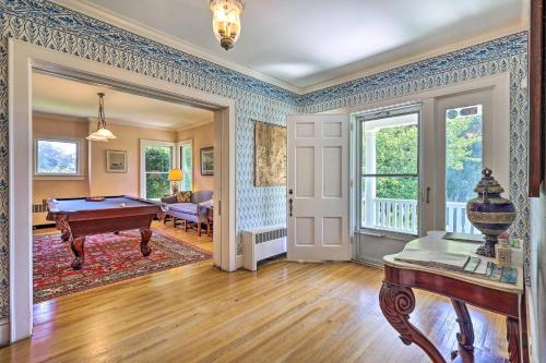 Lush Elkin Home with Porch Views and Pool Table