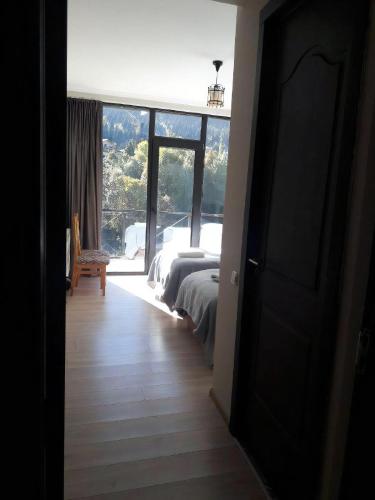 Guest House Mari30 in 梅斯蒂亞