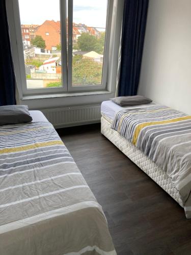 Lichtrijk mooi appartement met zicht op hof van Roosendael, Amberes (foto 7)