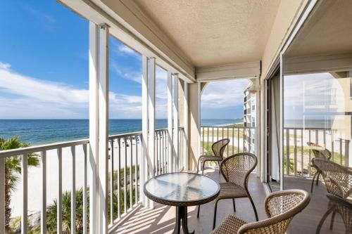 Updated Beachfront Balcony - Beach Place #312 thumb 4