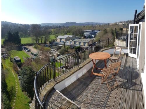 Picture of Pass The Keys Large Maisonette With Wonderful Views Of Bath City