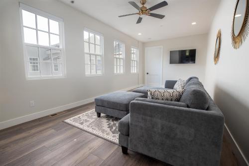 The Hudson- Sleeps 24- Near Zion NP & Sand Hollow